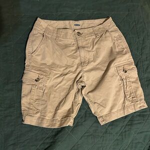 Old Navy Men's Khaki Cargo Shorts - Waist Size 31